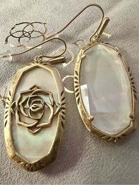 NEW Vintage Gold Etched Frame Drop Earrings in Iridescent Abalone